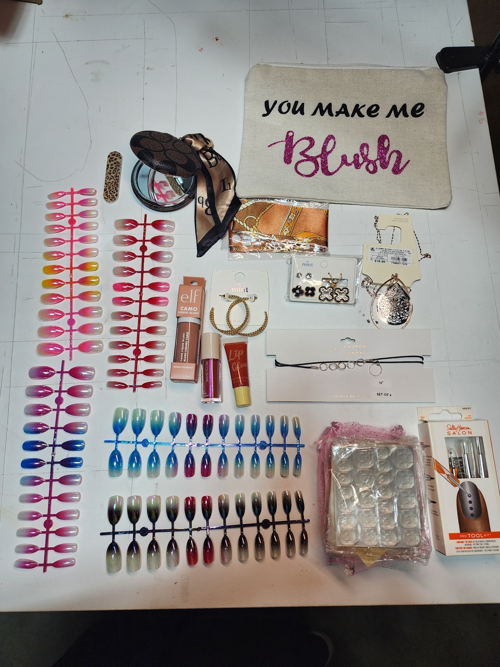 Assorted Beauty & Accessories Set ** #17